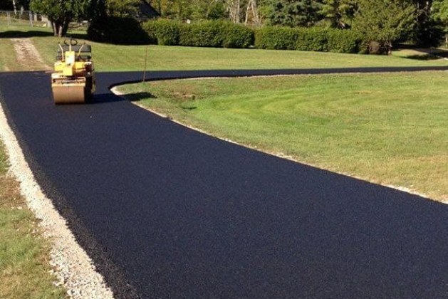 What is the Cost of Asphalt Driveway Construction?